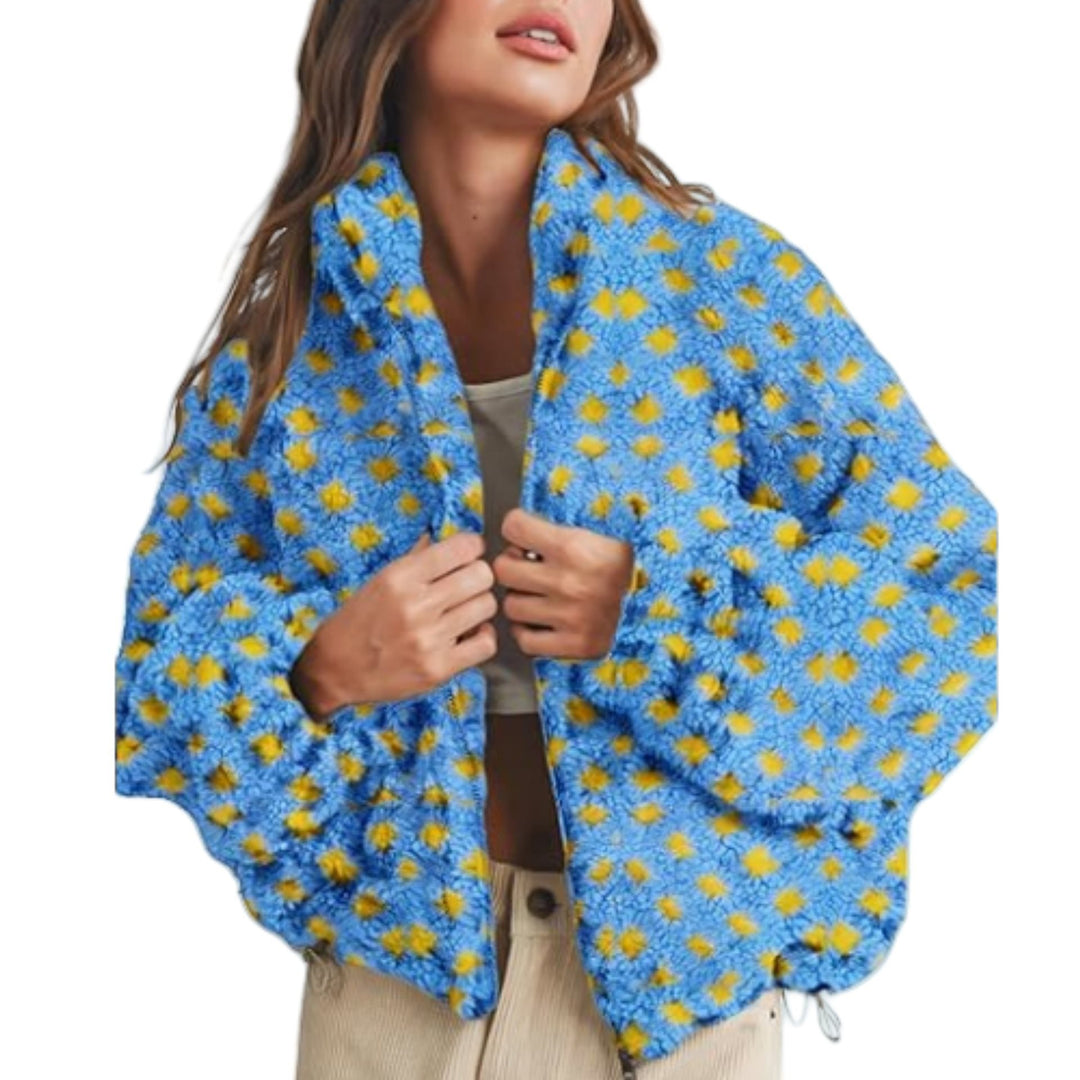 Kvinnors teddyjacka i modernt design med oversized passform Mirla-Eva Jonsson