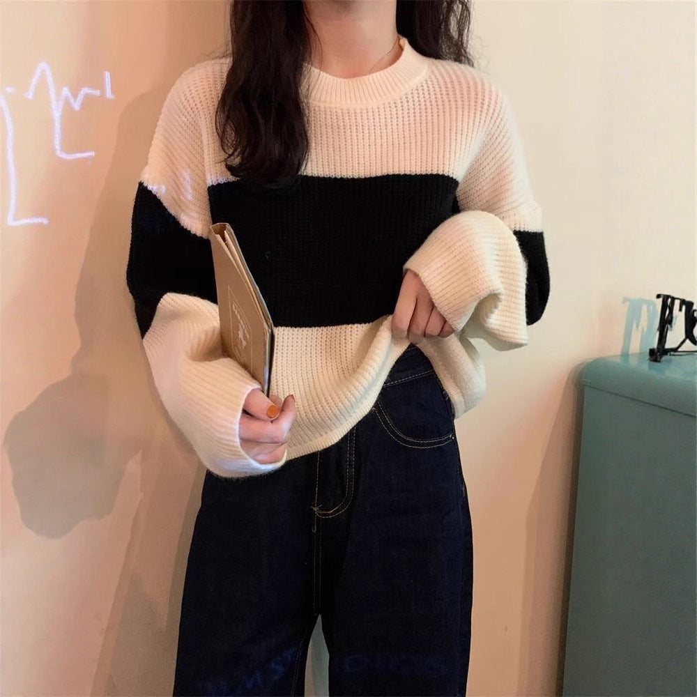 Kvinnors tjocka stickade tröja med modern färgblockdesign Mirla-Eva Jonsson