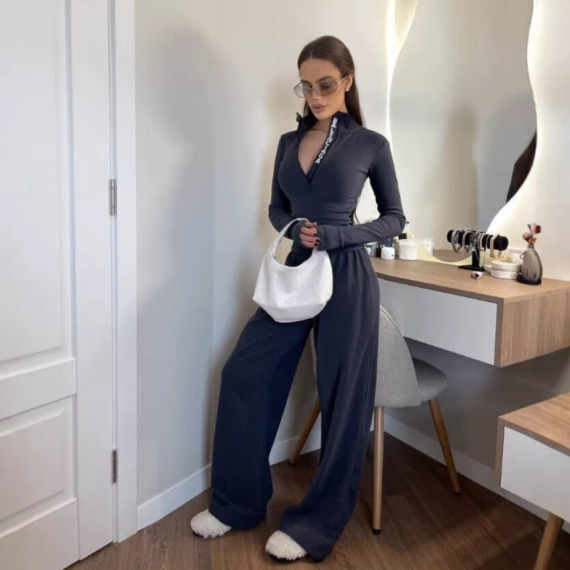 Kvinnors träningsoverall med fashionabel dragkedja och långa ärmar Mirla-Eva Jonsson