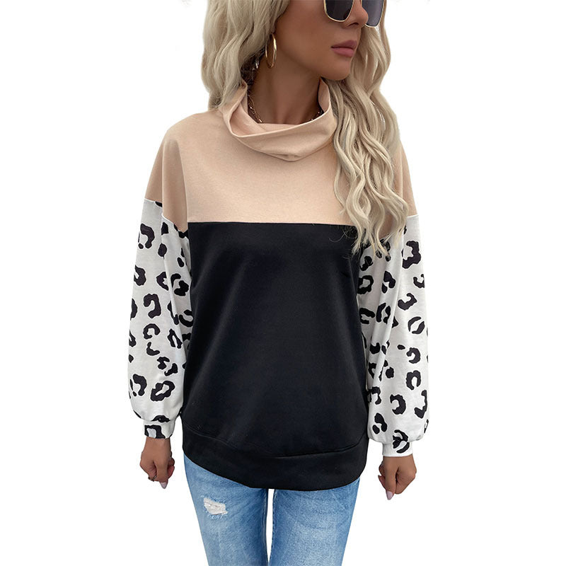 Kvinnors trendiga hoodie med djurtryck och hög krage Mirla-Eva Jonsson