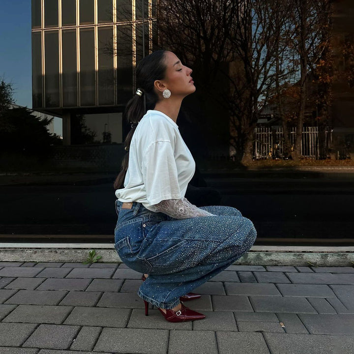 Kvinnors trendiga oversized T-shirt med spetsärmar Mirla-Eva Jonsson