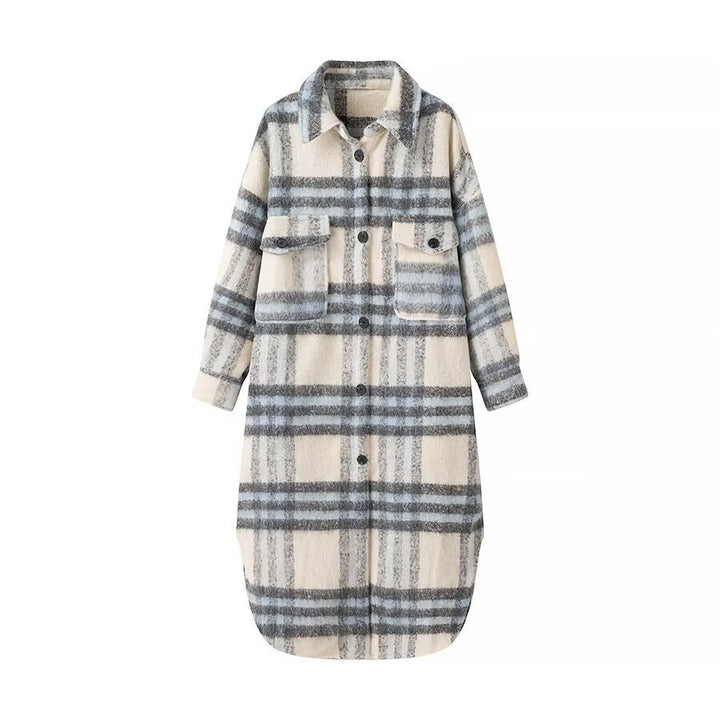 Kvinnors trendiga oversized ullkappa med rutigt mönster Mirla-Eva Jonsson