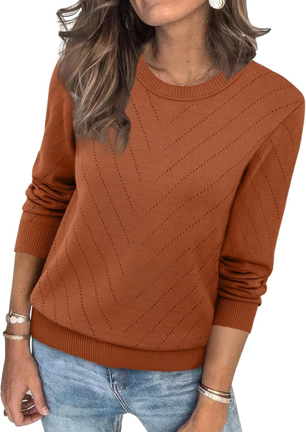 Kvinnors trendiga stickade pullover med dekorativt diamantmönster Mirla-Eva Jonsson