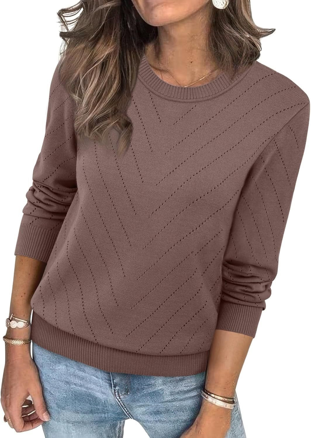 Kvinnors trendiga stickade pullover med dekorativt diamantmönster Mirla-Eva Jonsson