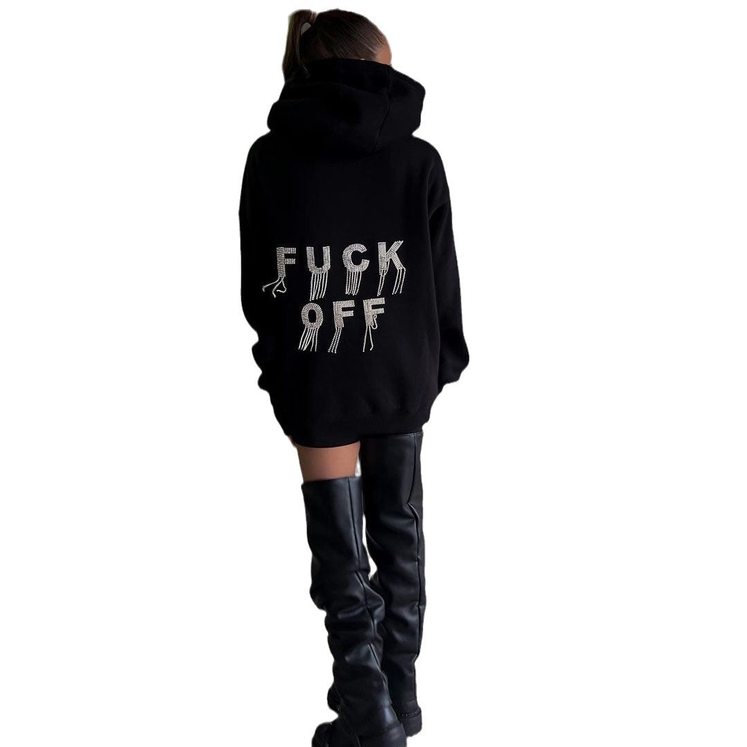 Kvinnors urbana hoodie med iögonfallande uttalandedesign Mirla-Eva Jonsson