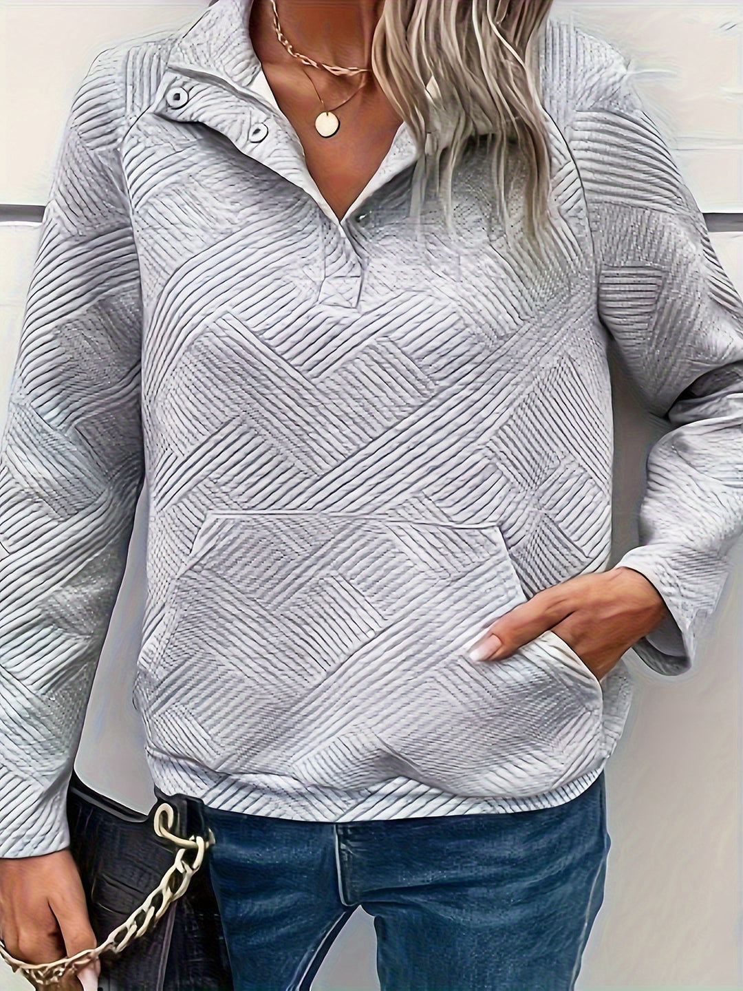 Kvinnors vadderad tröja med hel dragkedja och praktiska fickor Mirla-Eva Jonsson