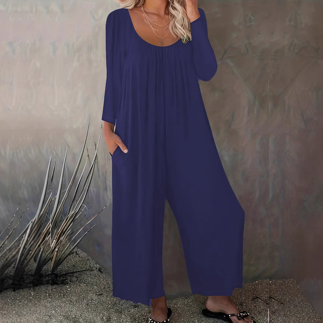 Kvinnors vid-skuren jumpsuit med praktiska fickor och modern skärning Mirla-Eva Jonsson
