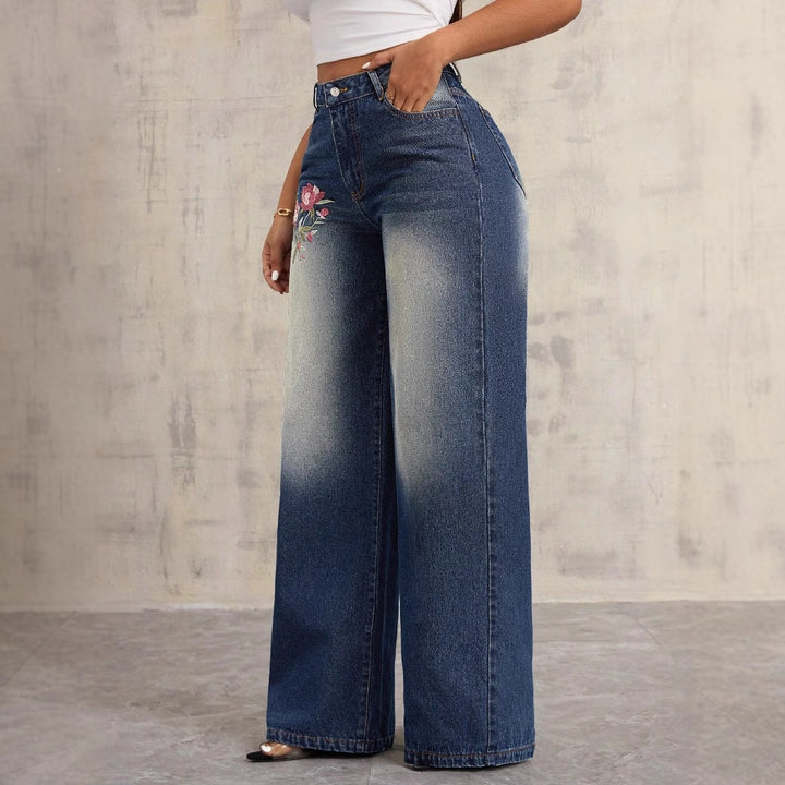 Kvinnors vida denimjeans med blommig broderi Mirla-Eva Jonsson