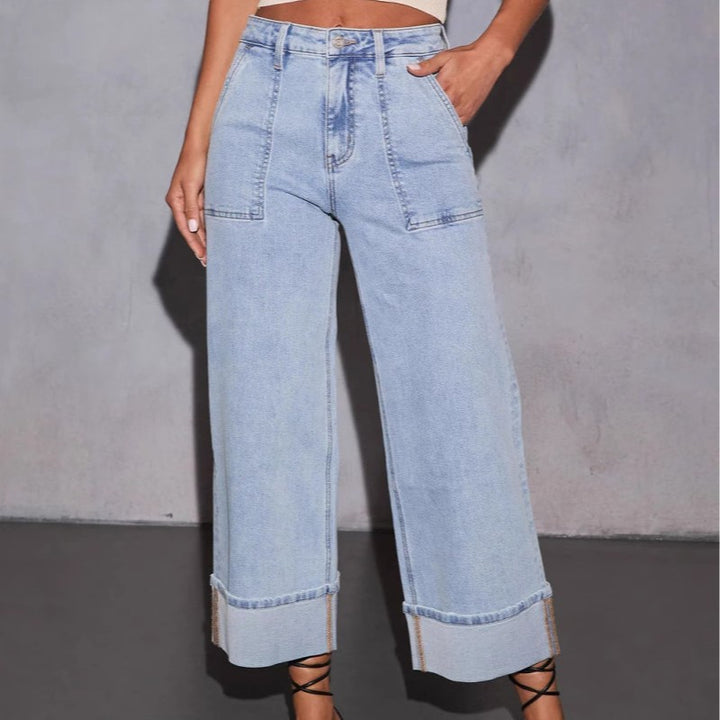Kvinnors vida jeans med fickor och modernt fåll Mirla-Eva Jonsson