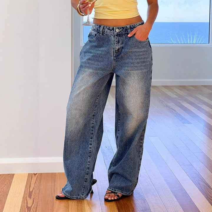 Kvinnors vida jeans med hög midja och avslappnad stil Mirla-Eva Jonsson