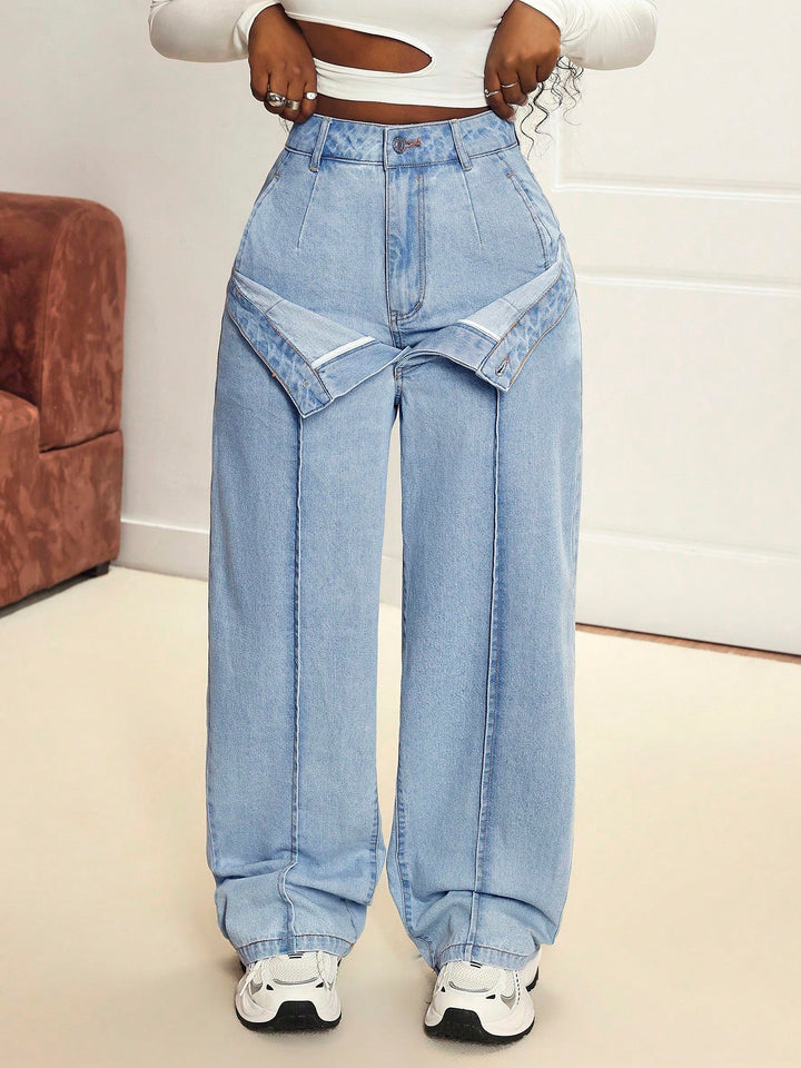 Kvinnors vida jeans med innovativ skärning och asymmetrisk design Mirla-Eva Jonsson