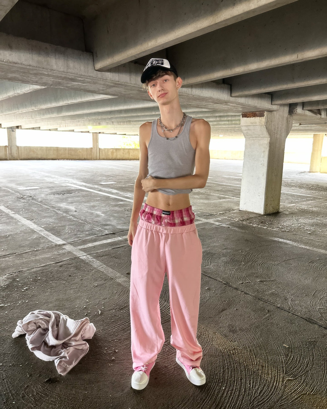 Kvinnors vida joggingsbyxor med elastisk midja och högkvalitativ bomull Mirla-Eva Jonsson