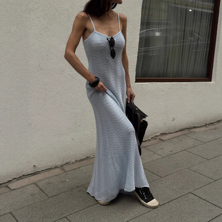 Kvinnors virkade maxiklänning med delikata remmar och elegant snitt Mirla-Eva Jonsson