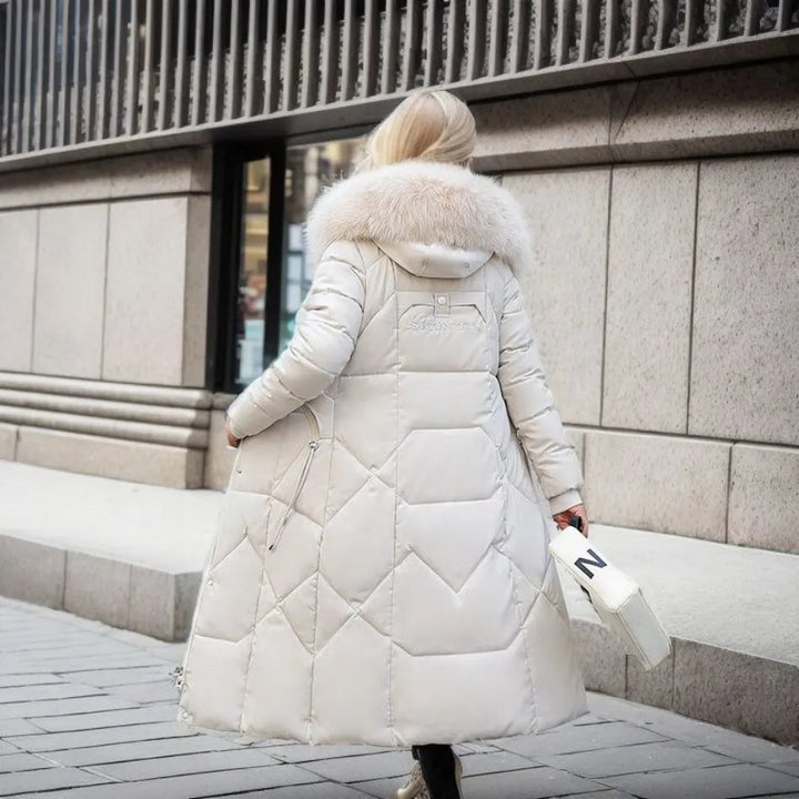 Lång Vinterjacka för Damer - Pälsluva - Smal passform - Lång puffertröja - Vinterjackor för damer-Eva Jonsson