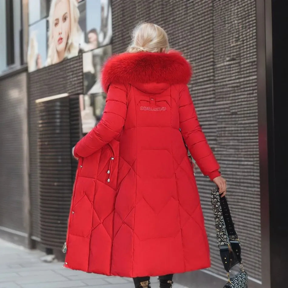 Lång Vinterjacka för Damer - Pälsluva - Smal passform - Lång puffertröja - Vinterjackor för damer-Eva Jonsson