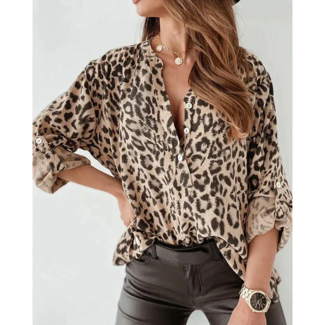 Leopardblus – långärmad – knäppning fram – skjorta med leopardmönster – damkläder-Eva Jonsson