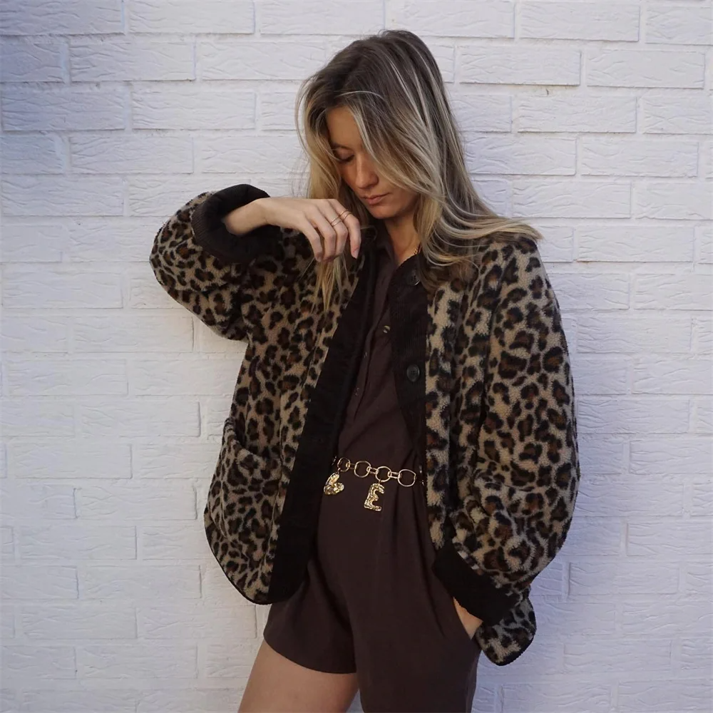 Leopardjacka | Varm | Fleece | Oversized jacka | Damjacka-Eva Jonsson