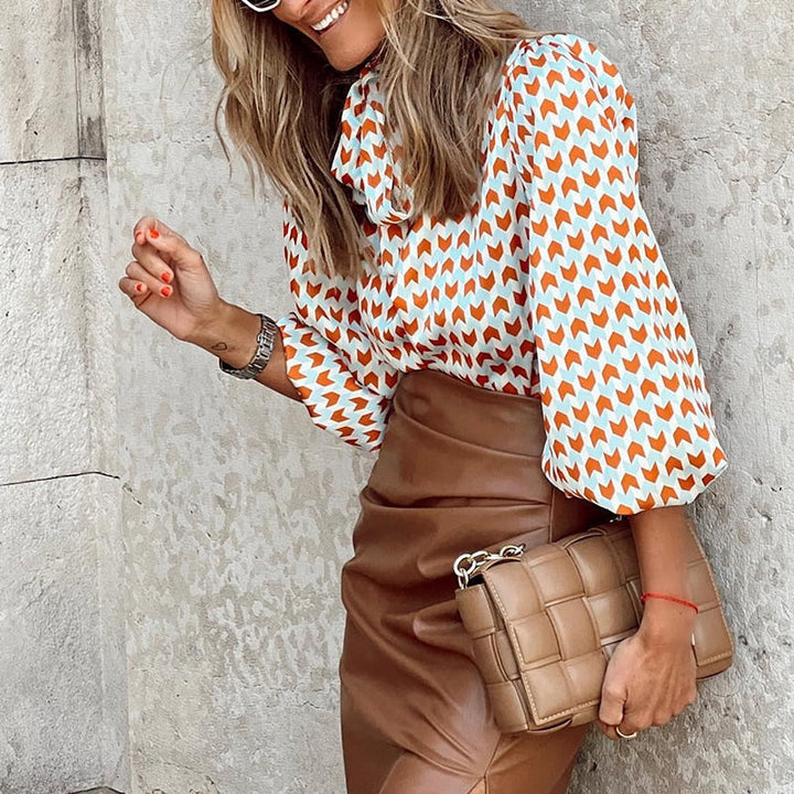 Mirjam Blusar | Snygg modern damblus med rosett-Eva Jonsson