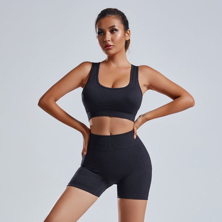 Mirla | 2 Delad Yoga Sats med Sport-BH och Shorts för Damer-Eva Jonsson