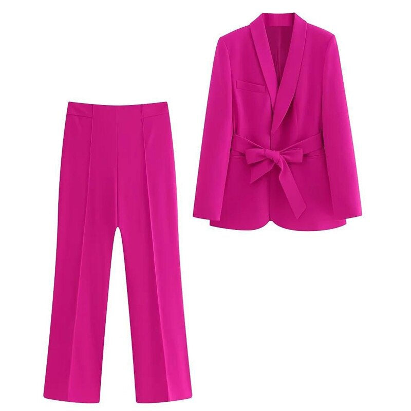 Mirla | 2-delad damdräkt Elegant blazer med bälte och matchande byxa-Eva Jonsson