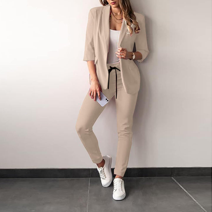 Mirla | 2-delad damkostym Stilig blazer och byxor för kvinnor-Eva Jonsson