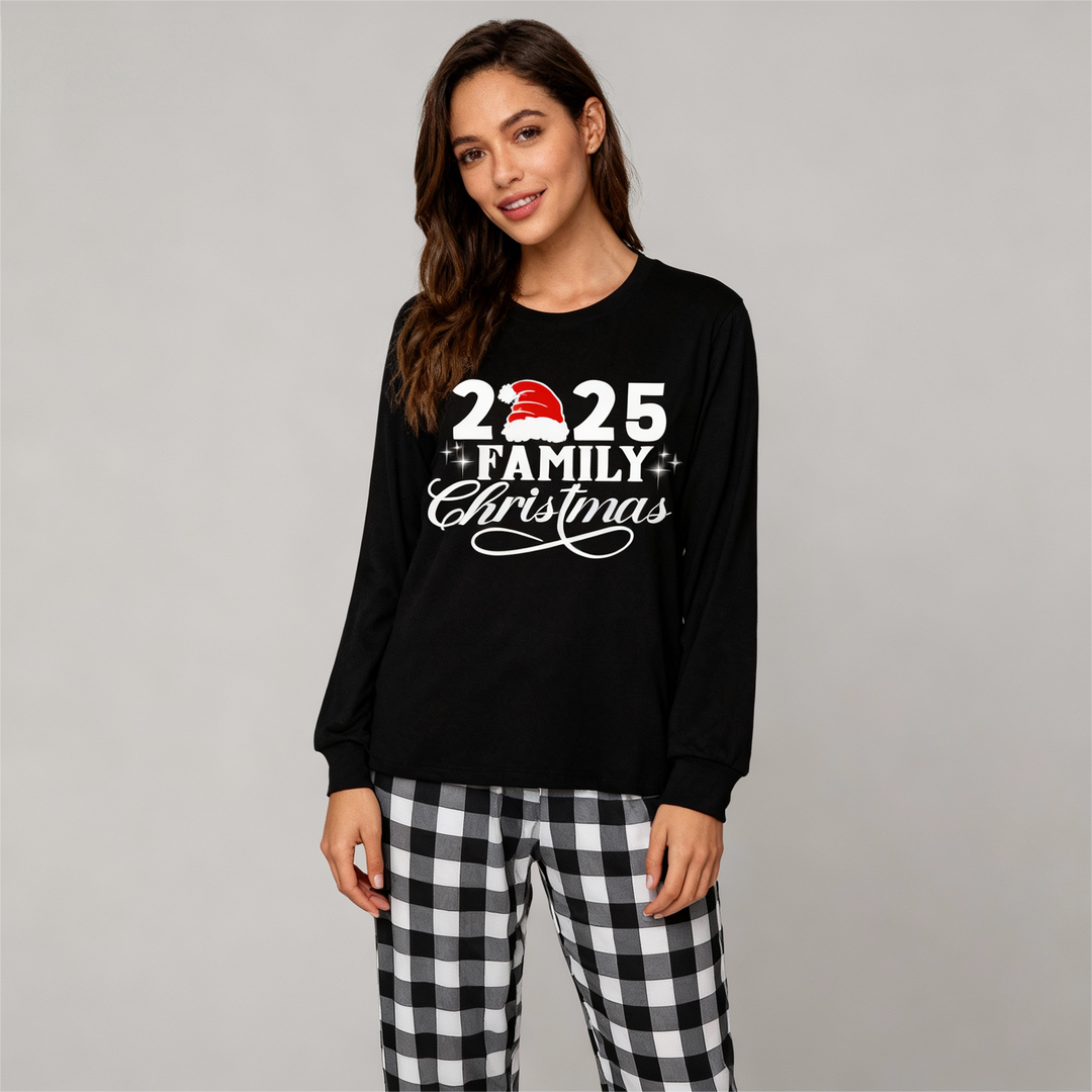 Mirla | 2025 Familj Jul Bokstävertryck Svart Långärmad T-Shirt med Svart-Vit Rutiga Byxor Familj Matchande Pyjamasar-Eva Jonsson