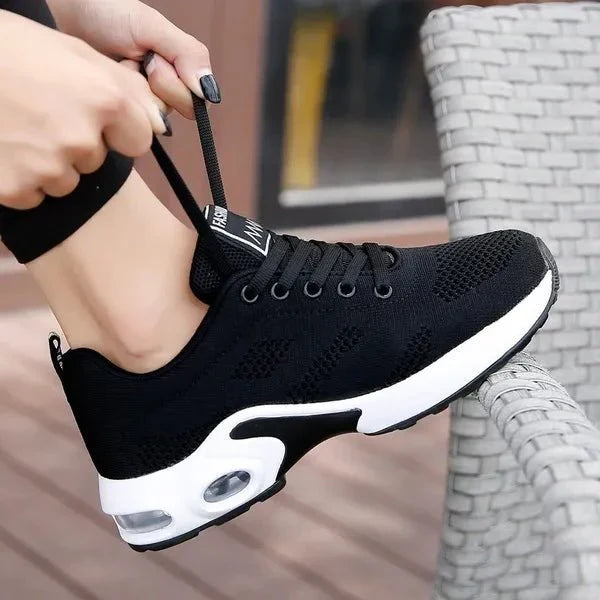 Mirla | Air Dam Sneakers-Eva Jonsson
