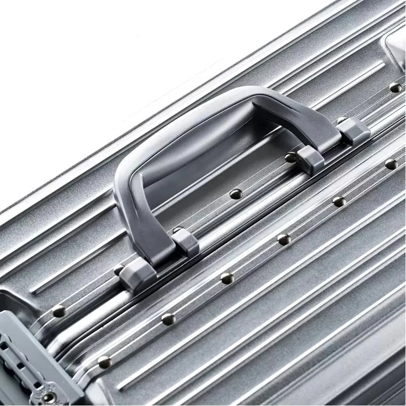 Mirla | Aluminium-Magnesium-Företagsväska – Berlin-Eva Jonsson