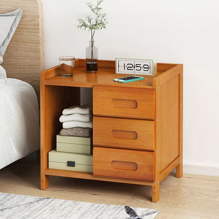 Mirla | BambooLux Nattduk | Minimalistisk Bambudesign | 1-2 Lådor | Hållbar & Funktionell för Sovrummet-Eva Jonsson