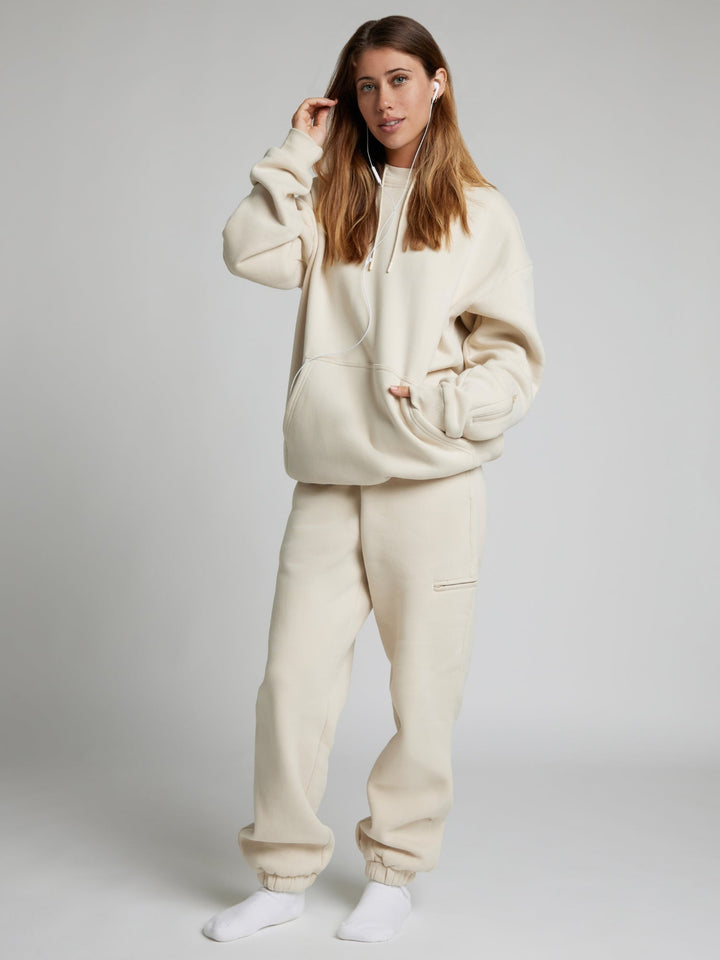 Mirla | Bekväm Rese-Hoodie med Flygplansläge Grafik-Eva Jonsson