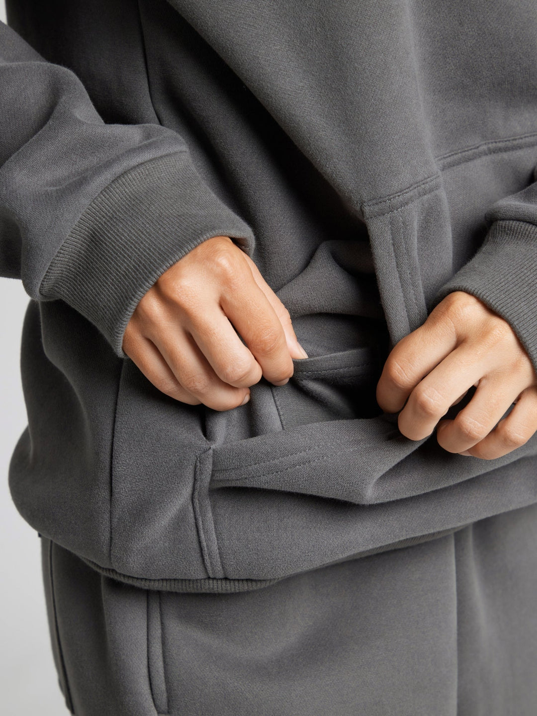 Mirla | Bekväm Rese-Hoodie med Flygplansläge Grafik-Eva Jonsson