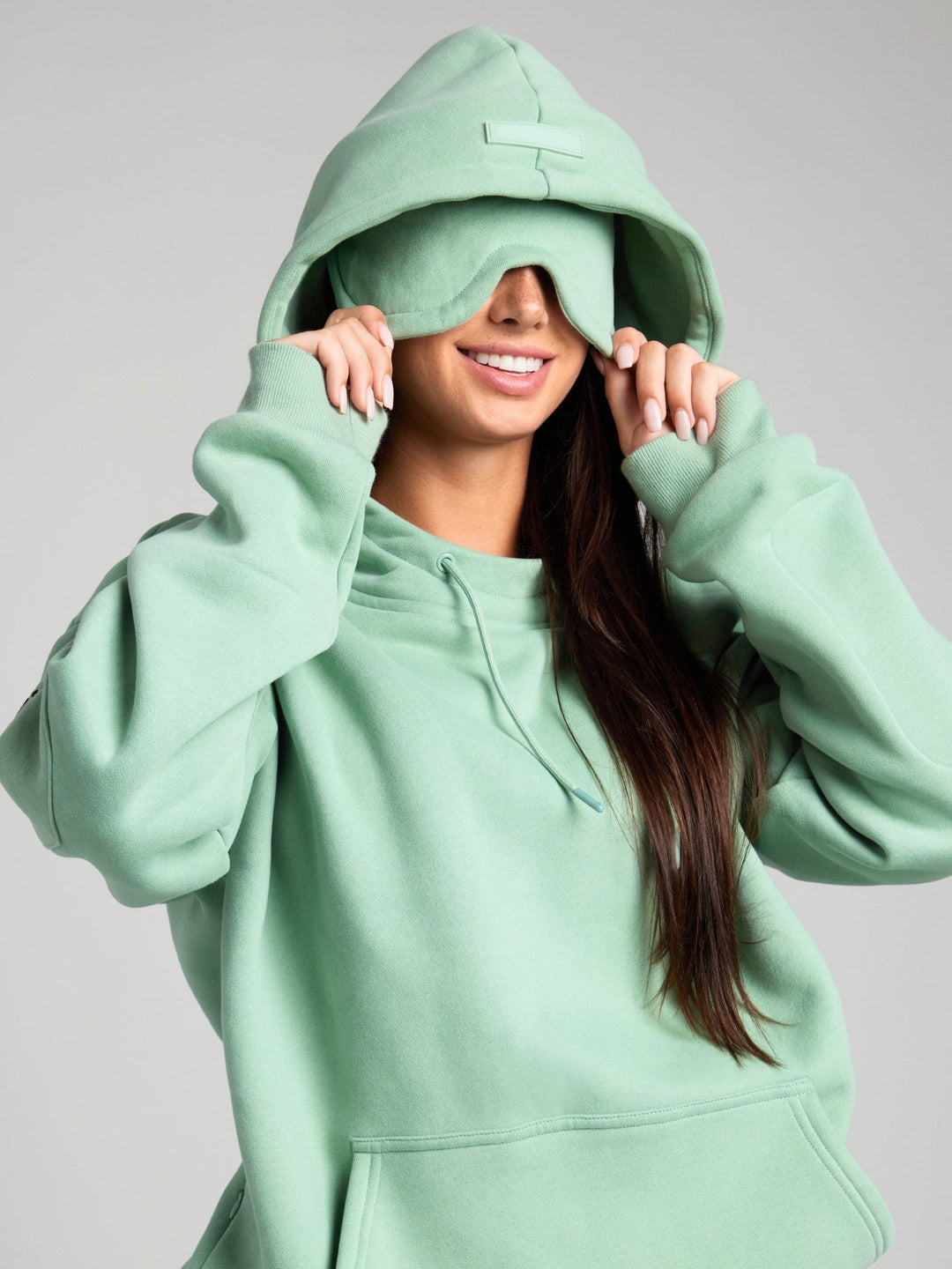 Mirla | Bekväm Rese-Hoodie med Flygplansläge Grafik-Eva Jonsson