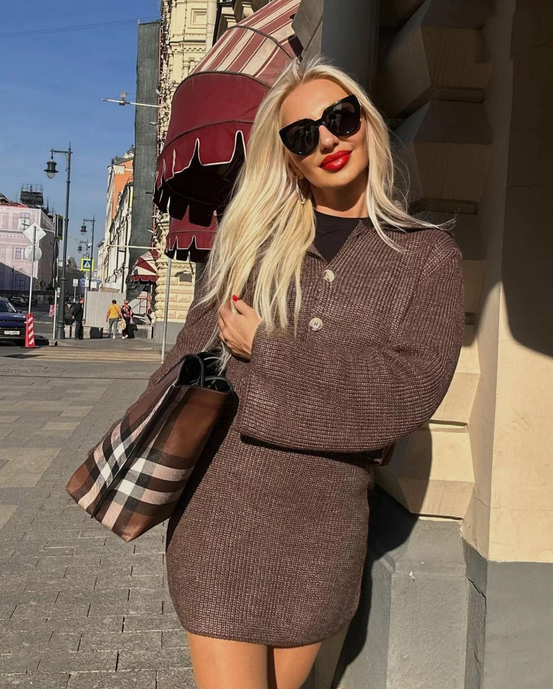 Mirla | Bekväm Stickad Cardigan och Avslappnad Minikjol-Set-Eva Jonsson