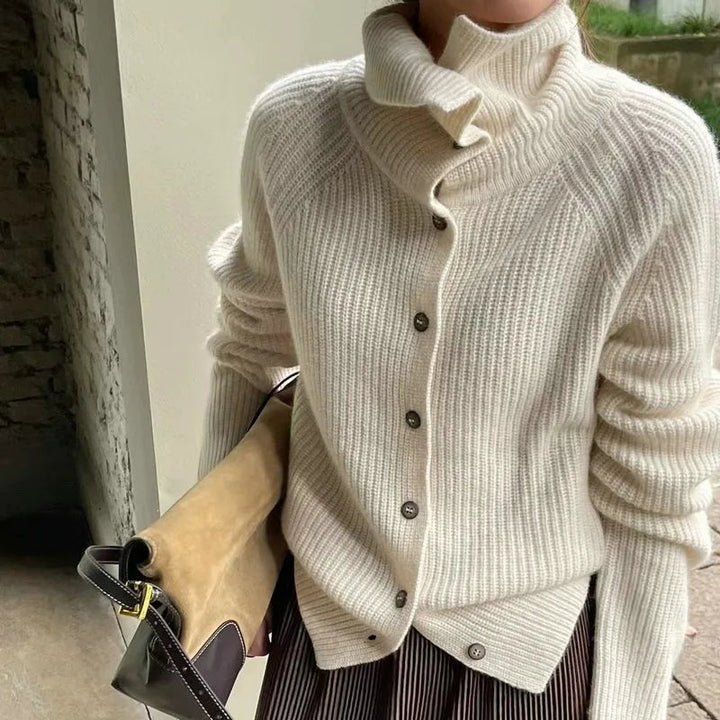 Mirla | Bekväm Stickad Turtleneck-Tröja med Knappar-Eva Jonsson