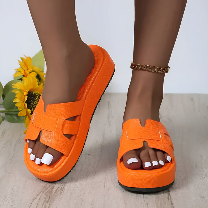 Mirla | Bekväma Flip Flops Sandaler med Tjock Sula och Halkfri-Eva Jonsson