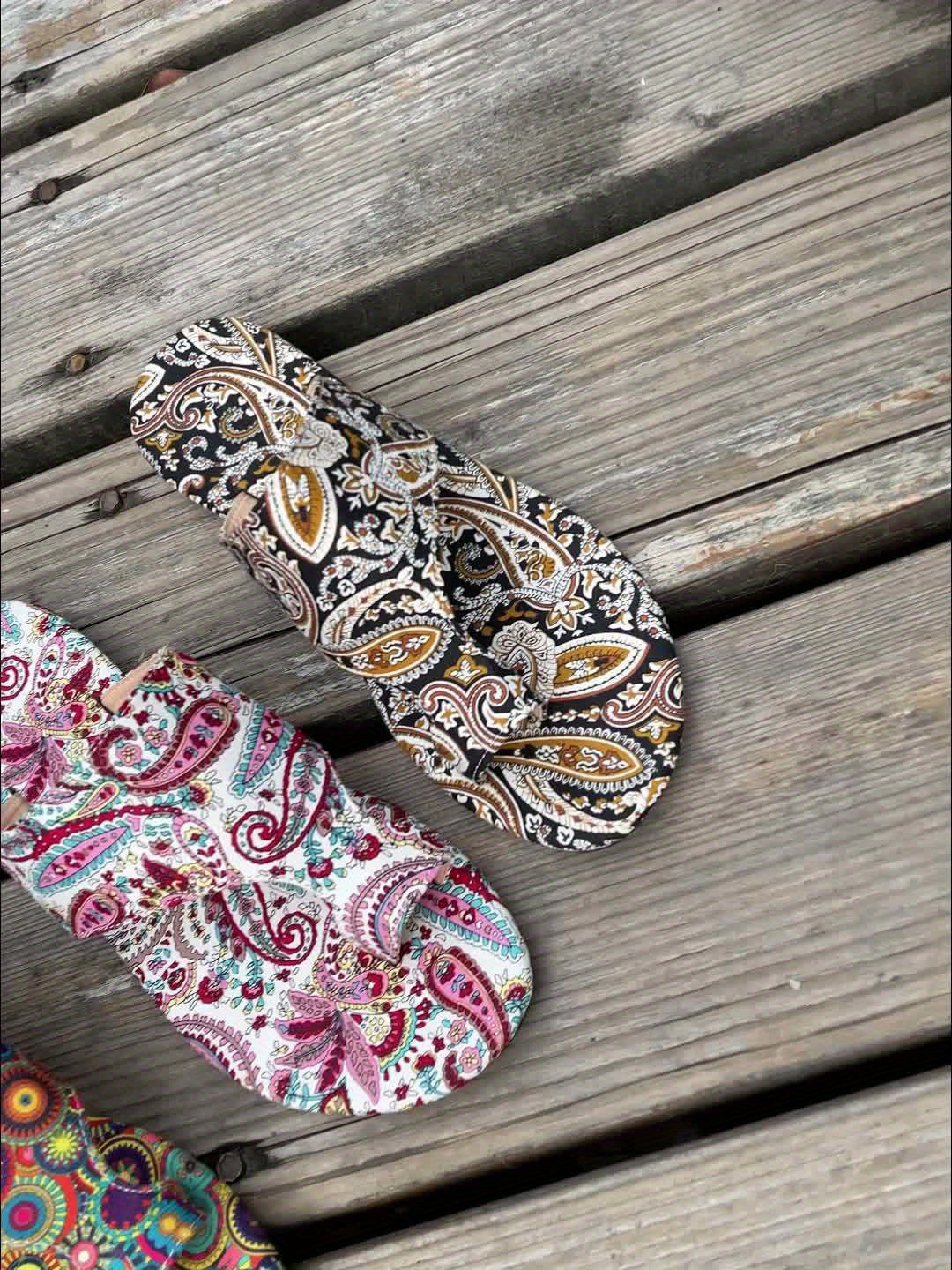 Mirla | Blommiga Flip Flops för kvinnor-Eva Jonsson