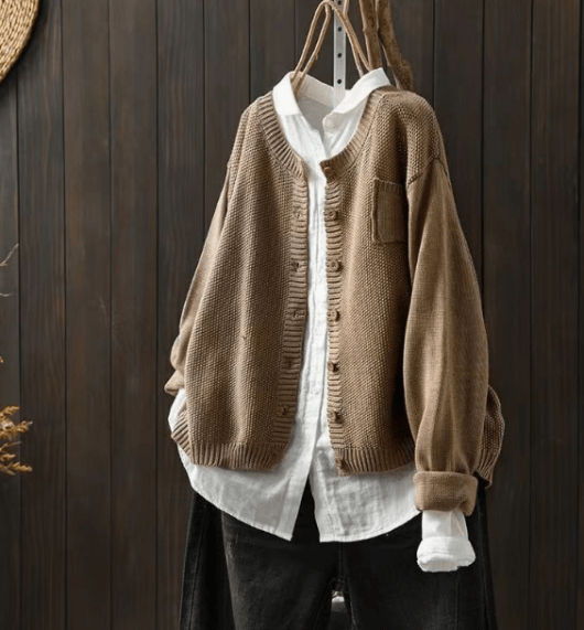 Mirla | Cardigan med Klassisk Knappdesign-Eva Jonsson