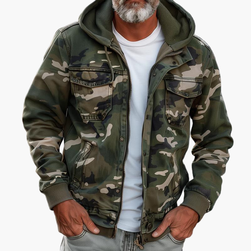 Mirla | Cargo-Jacka I Camouflage-Stil med Huva - Modig Utomhus- och Streetwear-Look-Eva Jonsson
