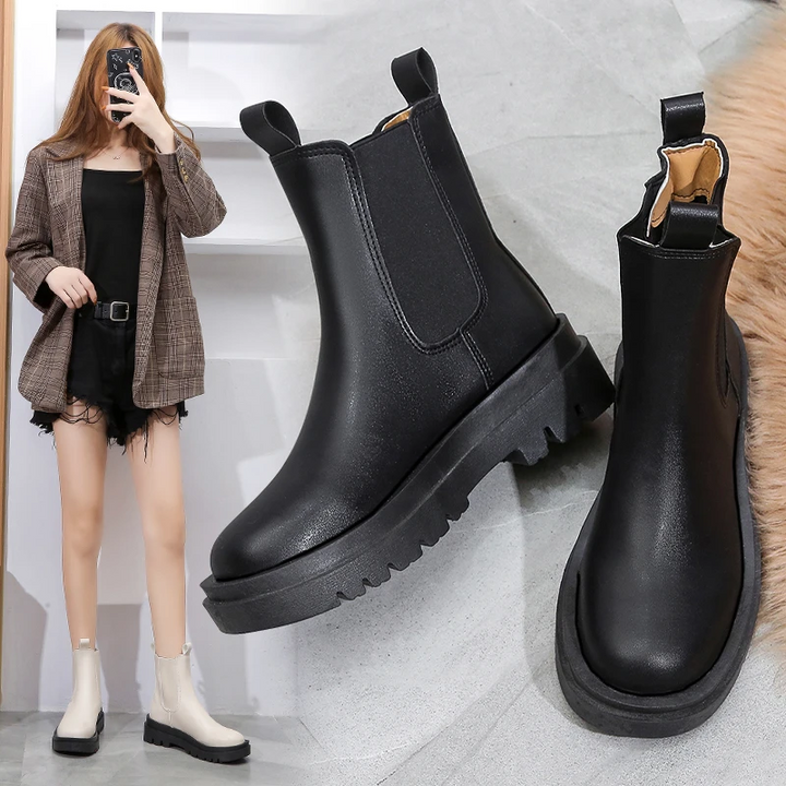 Mirla | Dam Chelsea Boots med elastiska sidor och draglooper-Eva Jonsson