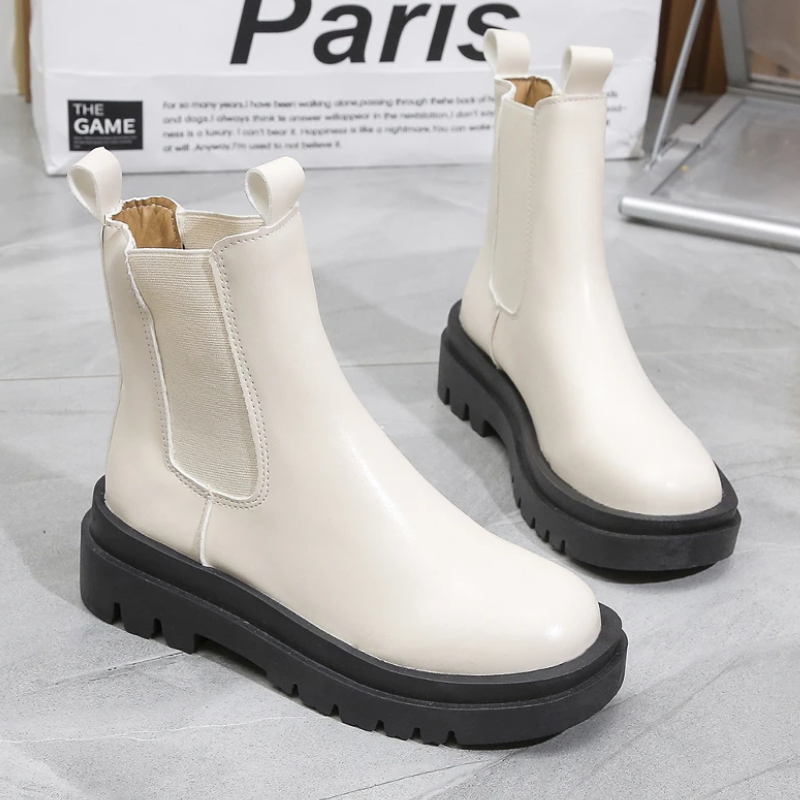 Mirla | Dam Chelsea Boots med elastiska sidor och draglooper-Eva Jonsson