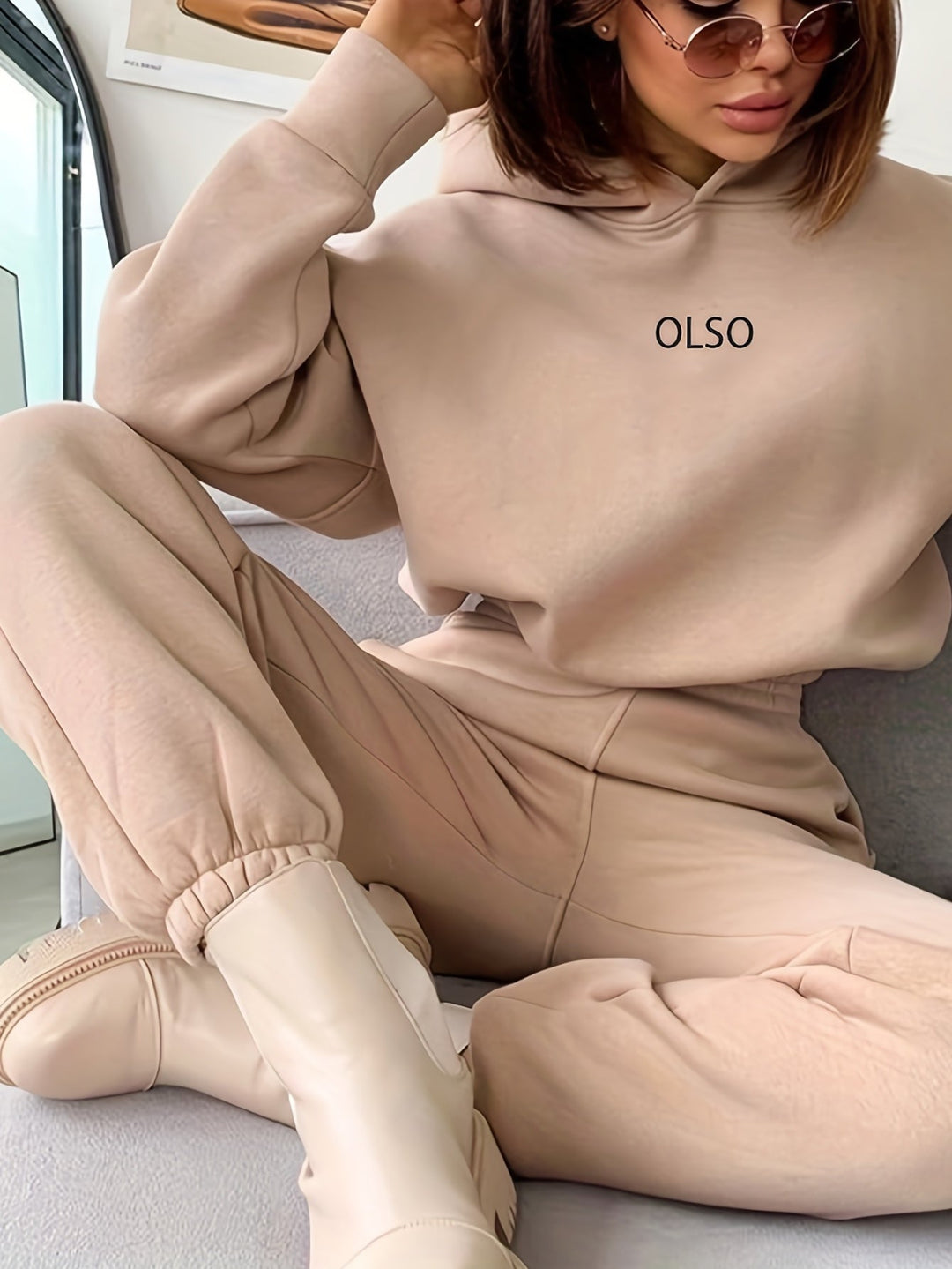 Mirla | Dam Fritid Hoodie och Joggingbyxor-Eva Jonsson
