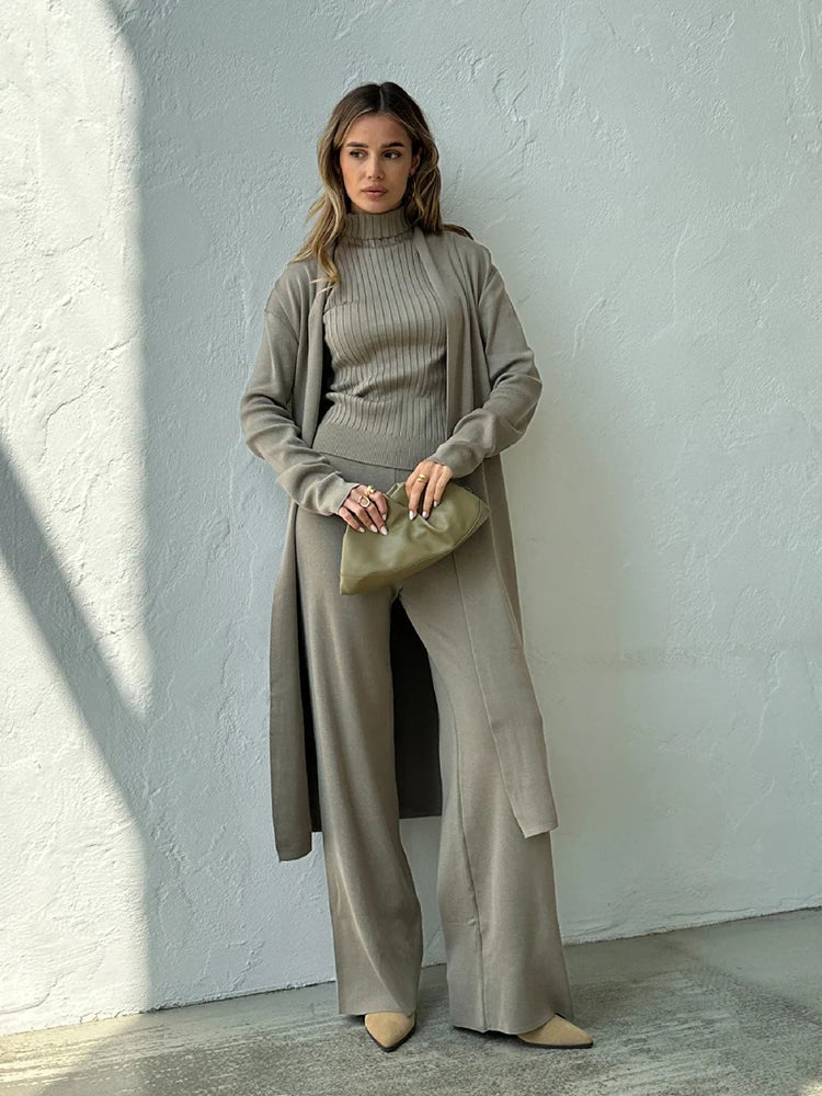 Mirla | Dam Lyx 3 Dela Stickad Co Ord Sats Mjuk & Deformbar-Eva Jonsson