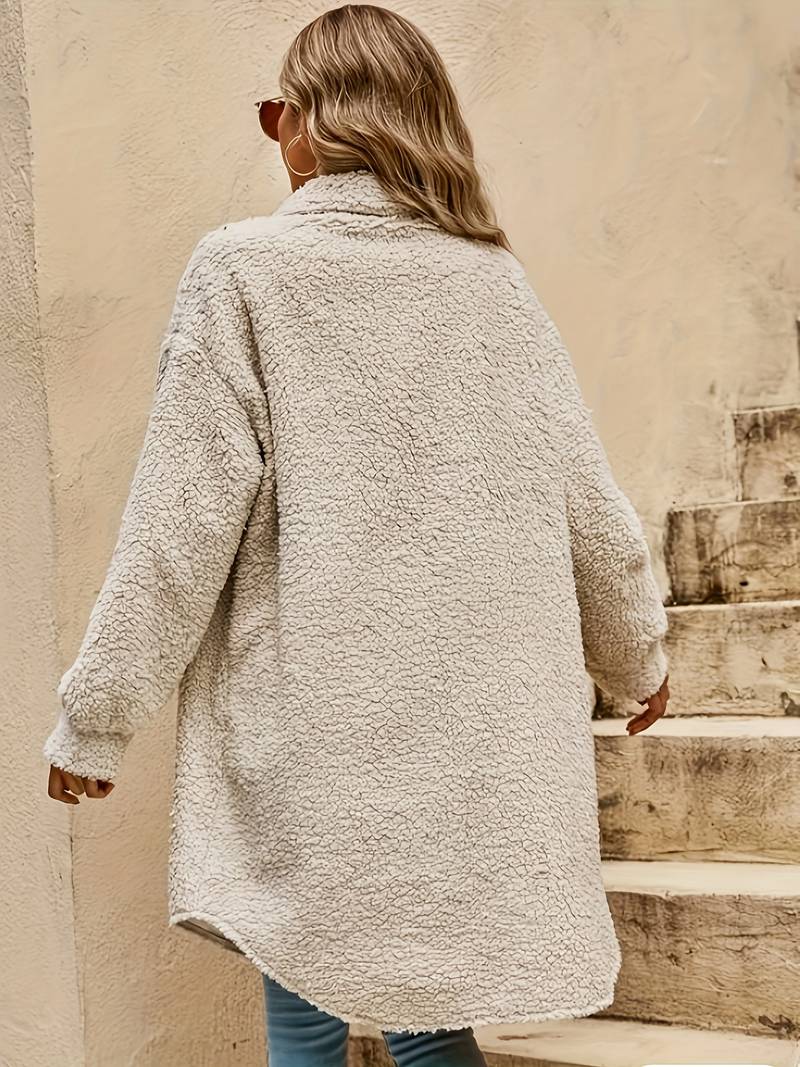 Mirla | Dam Oversized Sherpa-Kappa-Eva Jonsson