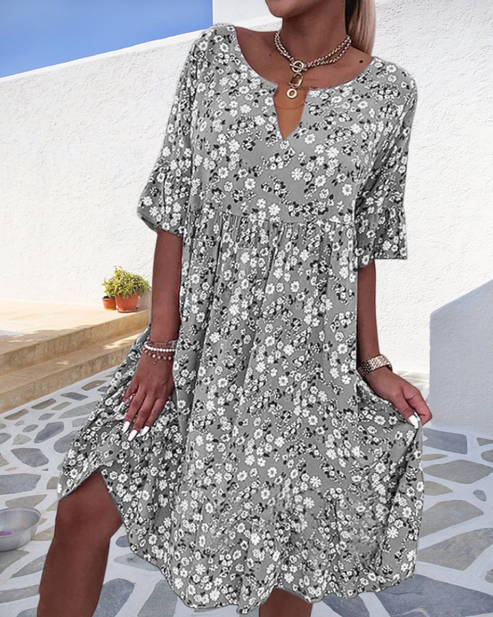 Mirla | Dam sommarklänning med blommönster Trendy damklänning-Eva Jonsson