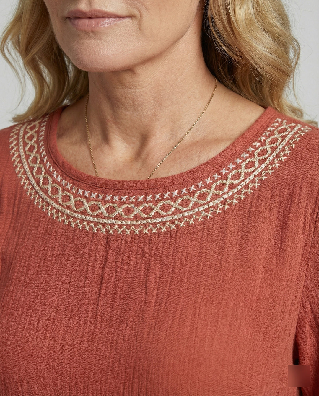 Mirla - Damens Broderad Bomulls-Linnekjol, Luftig & Löst Skuren-Eva Jonsson
