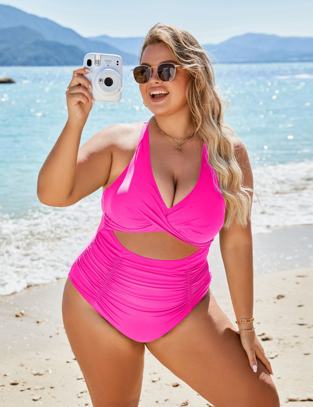 Mirla | Damer Enstyckade Baddräkter Push Up Magkontroll Baddräkter V-Urringning Cutout Måttlig Badmode-Eva Jonsson