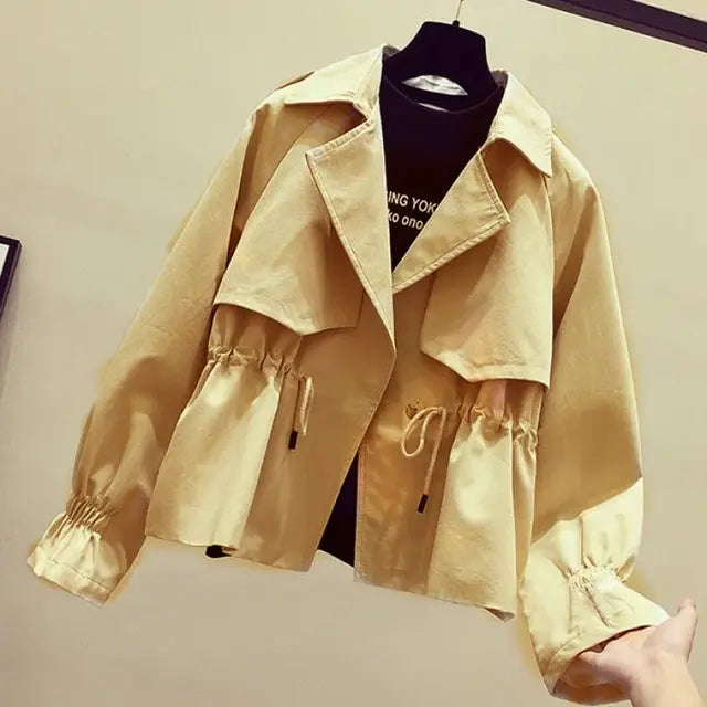 Mirla | Damernas Svarta Figursydda Fritidsjacka för En Chic Look-Eva Jonsson