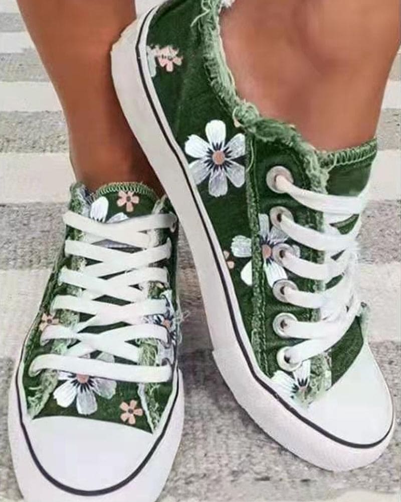 Mirla | Denim Sneakers med blommor-Eva Jonsson