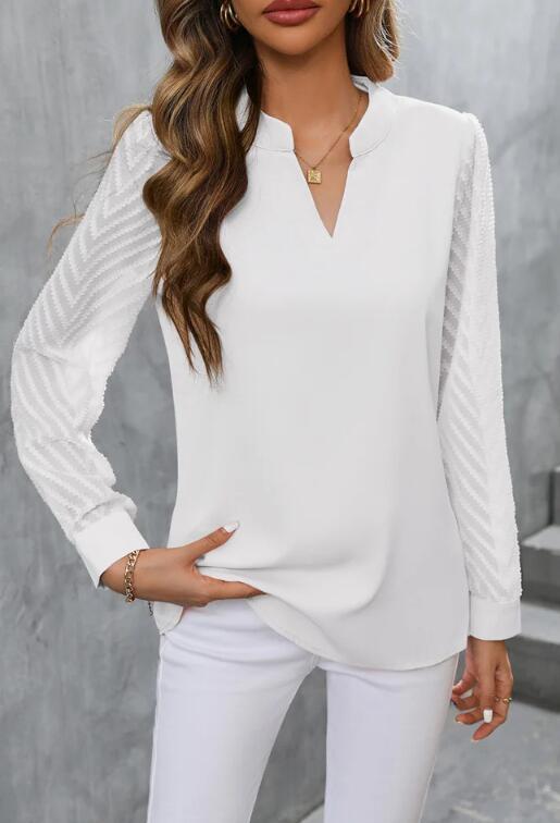 Mirla | Elegant Chiffon Top med V-hals-Eva Jonsson