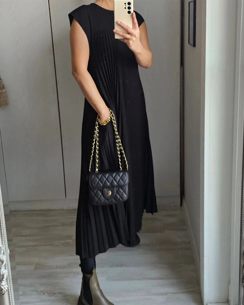 Mirla | Elegant Fållad Klänning Enfärgad Ärmlös-Eva Jonsson